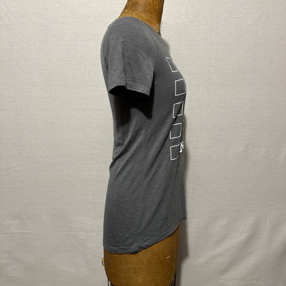 Women's graphic t-shirt - size M - Picture 2 of 5